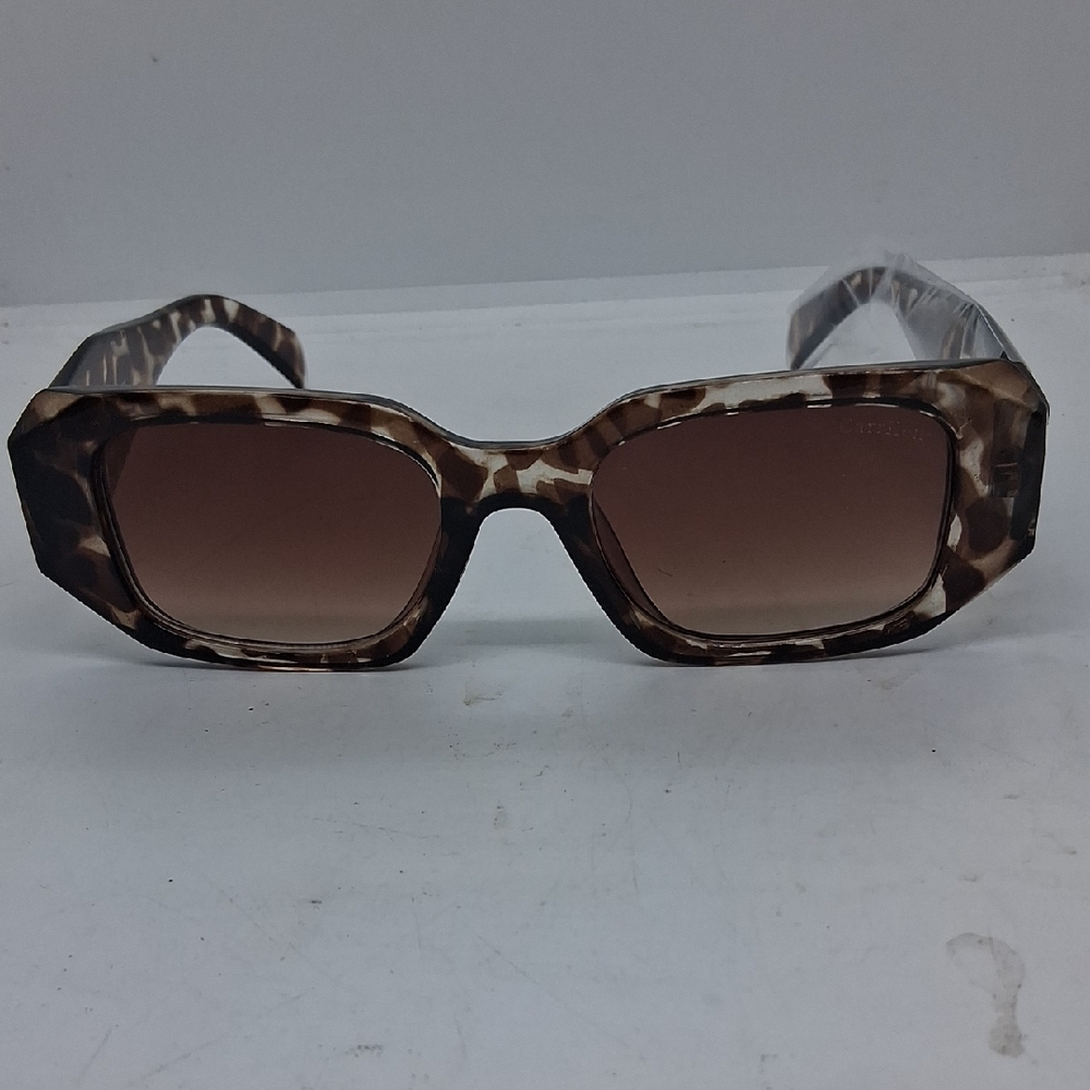 NWOT Womens CarrKen Brown Tortoise Shell Sunglasses